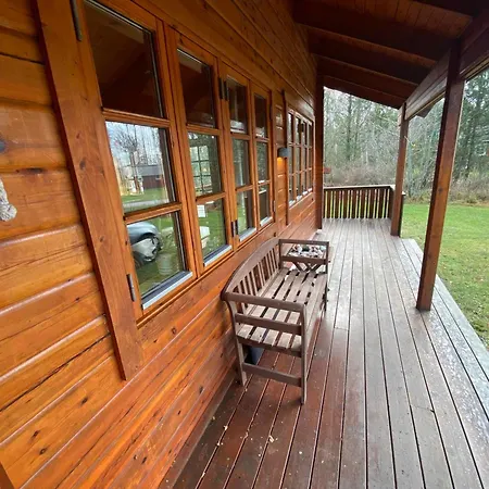 Family-friendly In Scenic Nature Holiday home *